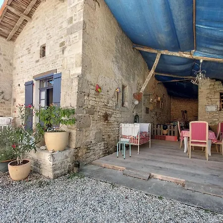 Au Calme Vakantiehuis Mouton